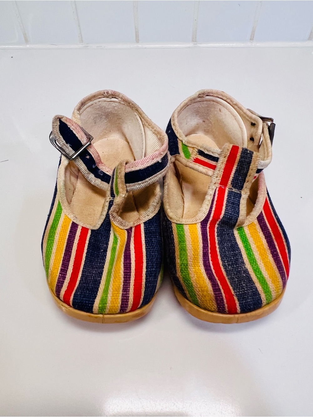 Vintage Toddler Girls Rainbow Striped Mary Jane Shoes Size 2